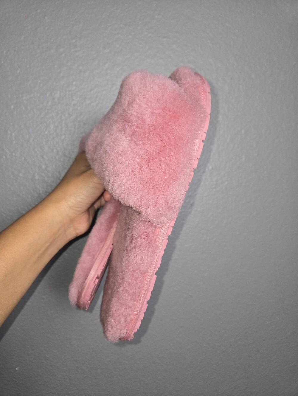 Women's Plush Slide Slippers in Blush Pink Size U.S  9.5-10.5